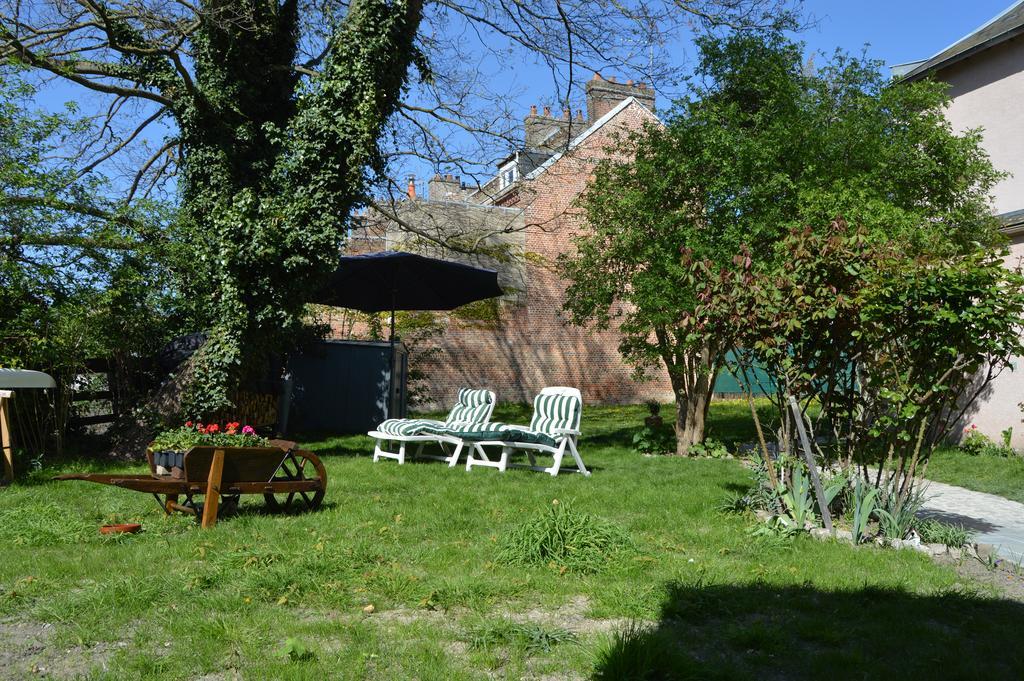 Au Coeur D'Amiens Villa Exterior photo